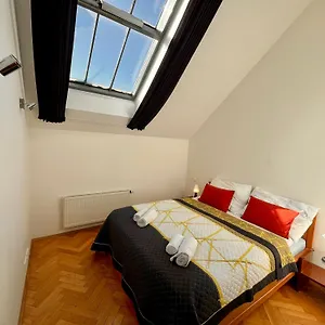 Riverbridge Appartement Praag